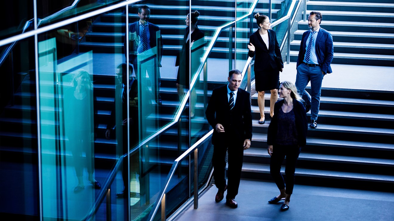 selskabsret-kollegaer-arbejde